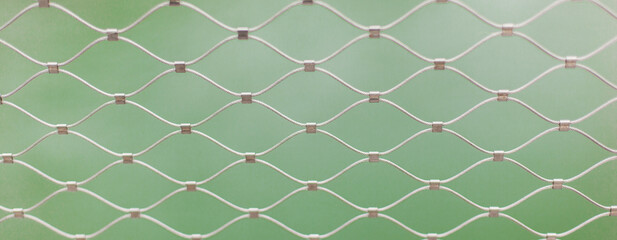 Edelstahl Seilnetz. Architektur Zaun.
Stainless steel cable mesh. Architecture Fence.