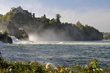 Gischt am Rheinfall