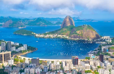 Stickers pour porte Rio de Janeiro Beautiful cityscape of Rio de Janeiro city with Sugarloaf Mountain and Guanabara Bay - Rio de Janeiro, Brazil