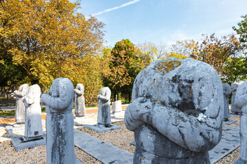 stone statues of foreign ambassadors in qianling mausoleum