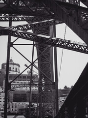 Famous steel bridge dom Luis above connects Old town