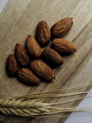 almonds in a bowl