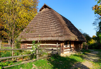 Fototapeta na wymiar Carpathians. Traditional old village house.