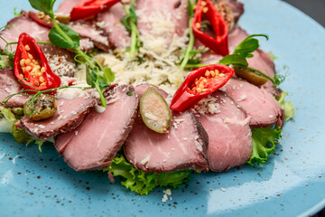 Marbled veal cooked at low temperature