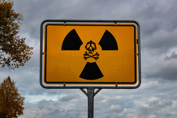 Atomkraft Todesgefahr Warnzeichen