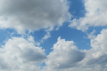 Fototapeta na wymiar Fluffy clouds in the sky