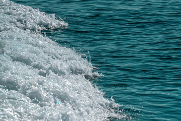 Breaking waves in the sea 