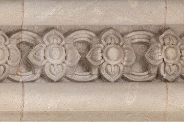 Gypsum cornice, moldings, baseboards and friezes 