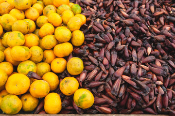 Oranges and Pine nuts