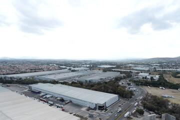 Sitio de construcción desde las alturas - Construction site and industrial 