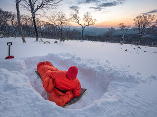 sleepingbag snow winter hiking
