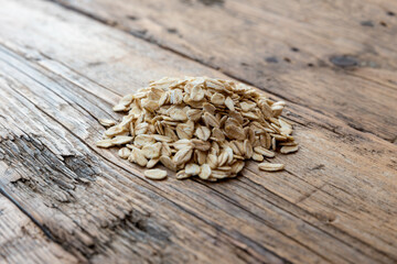 Small organic oat flakes