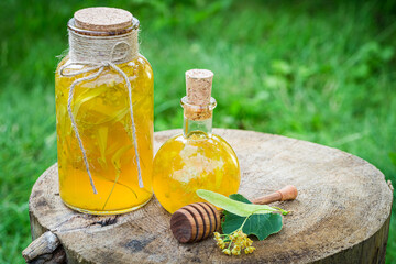 Homemade and healthy tinctures with honey and linden