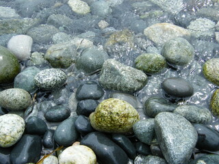 Fototapeta na wymiar stones on the water