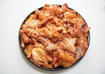 Ready-to-cook chicken meats, chopped sauced meal or barbecue, oven-fried dish.