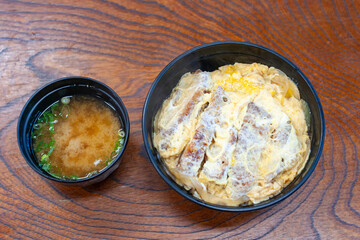 カツ丼