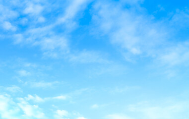 Obraz premium blue sky with beautiful natural white clouds 