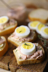 Sandwiches with cod roe and egg. Healthy diet. Keto snack.