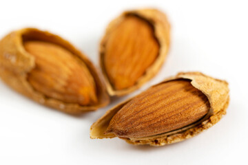 roasted, shelled and salted almonds