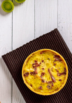 Quich&eacute;, delicious mini yellow tarts