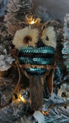 Naklejka premium Christmas toy owl, shiny owl