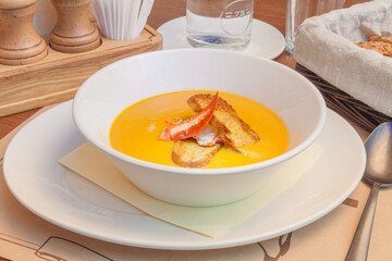 Creamy Lobster Bisque