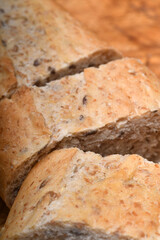 ITALIAN/MULTI-GRAIN BREAD