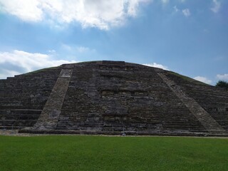 chichen itza pyramid