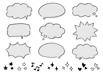 シンプルな手書き風の吹き出し素材セット　音符　星　ハート