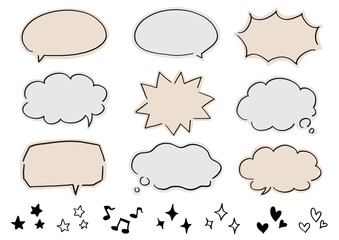 シンプルな手書き風の吹き出し素材セット　音符　星　ハート