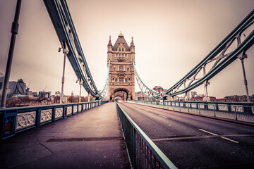 Fototapeta na wymiar On Tower Bridge in London - long exposure