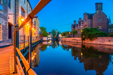 Cambridge city water canal at dusk. England 