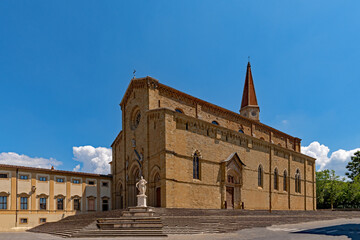 Die Kathedrale Santi Pietro e Donato in Arezzo in der Toskana in Italien