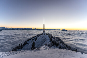 Grünten Sender über Nebelmeer