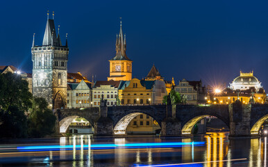 Fototapeta na wymiar Charles Bridge and Vltava River at Prague, Czech Republic.