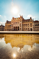 Obraz na płótnie Canvas Hungarian parliament building, summer