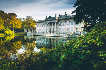 Łazienki Warszawskie - pałac na wodzie - obrazy, fototapety, plakaty