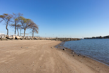 Cummings Park Beach in Stamford Connecticut along Westcott Cove