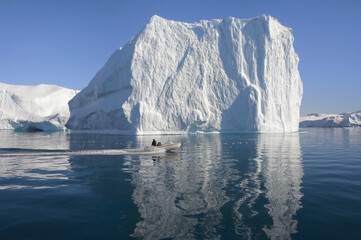 Fototapeta na wymiar Icebergs in Disko Bay, UNESCO World Heritage Site, Ilulissat, Jakobshavn, Greenland, Denmark..