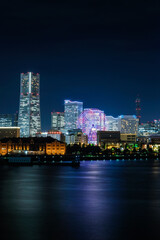 Fototapeta na wymiar 大さん橋からの横浜みなとみらいの夜景