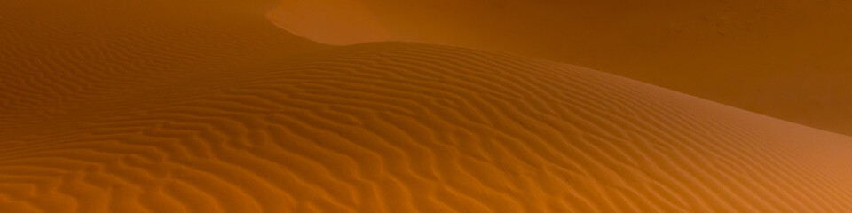 Sand ripples in the Saharan sands of Erg Chebbi (عرق الشبي&lrm;), Morocco