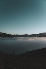 Nebel Sonnenuntergang im Allgäu