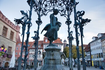Fototapeta premium Gänseliesel Fountain Landmark in Göttingen Germany Profile View
