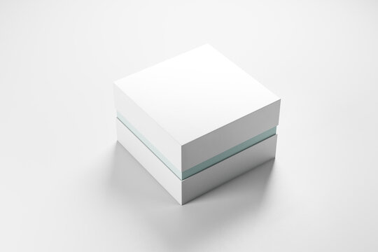 Blank white box with blue line.