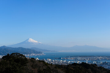 日本平の夢テラスと富士山