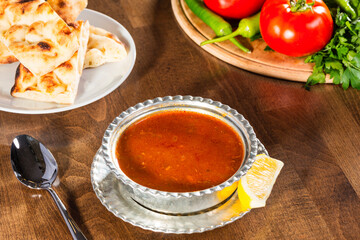 tomato soup with bread