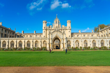 Fototapeta na wymiar Beautiful Architecture St. John's College in Cambridge, United Kingdom