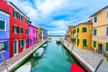 Fototapeta na wymiar Colourful Burano island near Venice, Italy