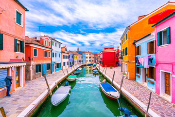 Naklejka na ściany i meble Colourful Burano island near Venice, Italy
