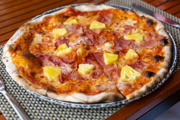 Pizza Hawaii